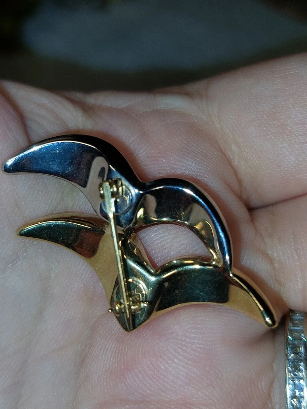 Gold- Silver Tone Wave Bird Brooch